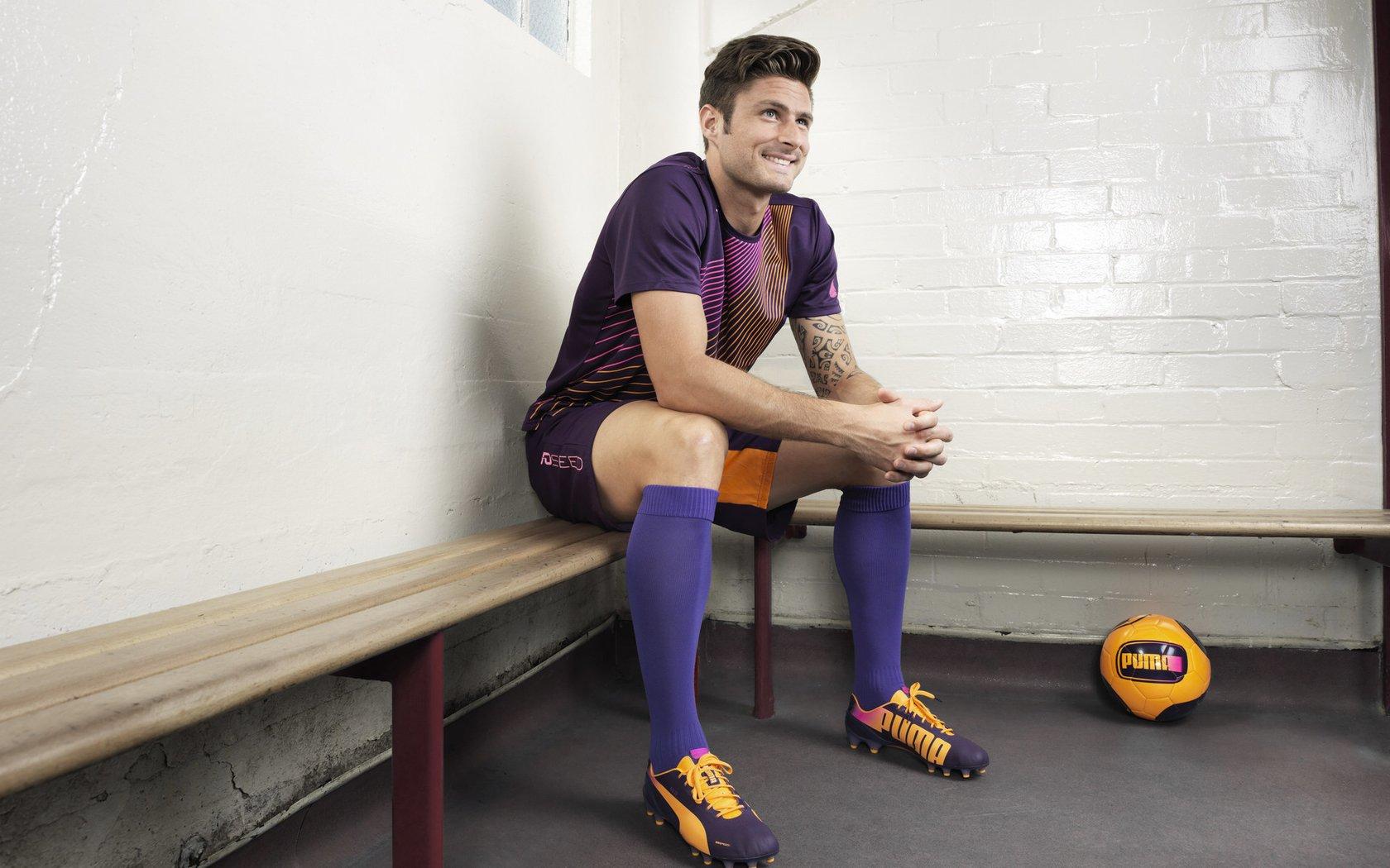 吴曦挥别江苏足球生涯，未及星辰的遗憾与永恒蓝章