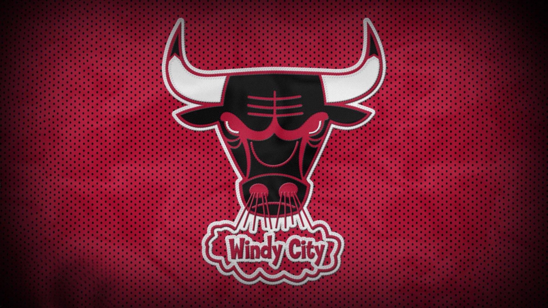 铜梁龙总经理李平擘画蓝图,打造独树一帜的城市足球文化符号